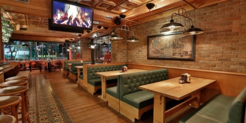 Old English Pub ® Cafe & Restaurant