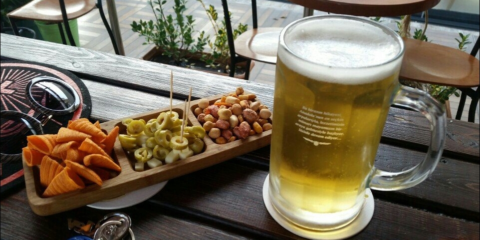 Studio Pub